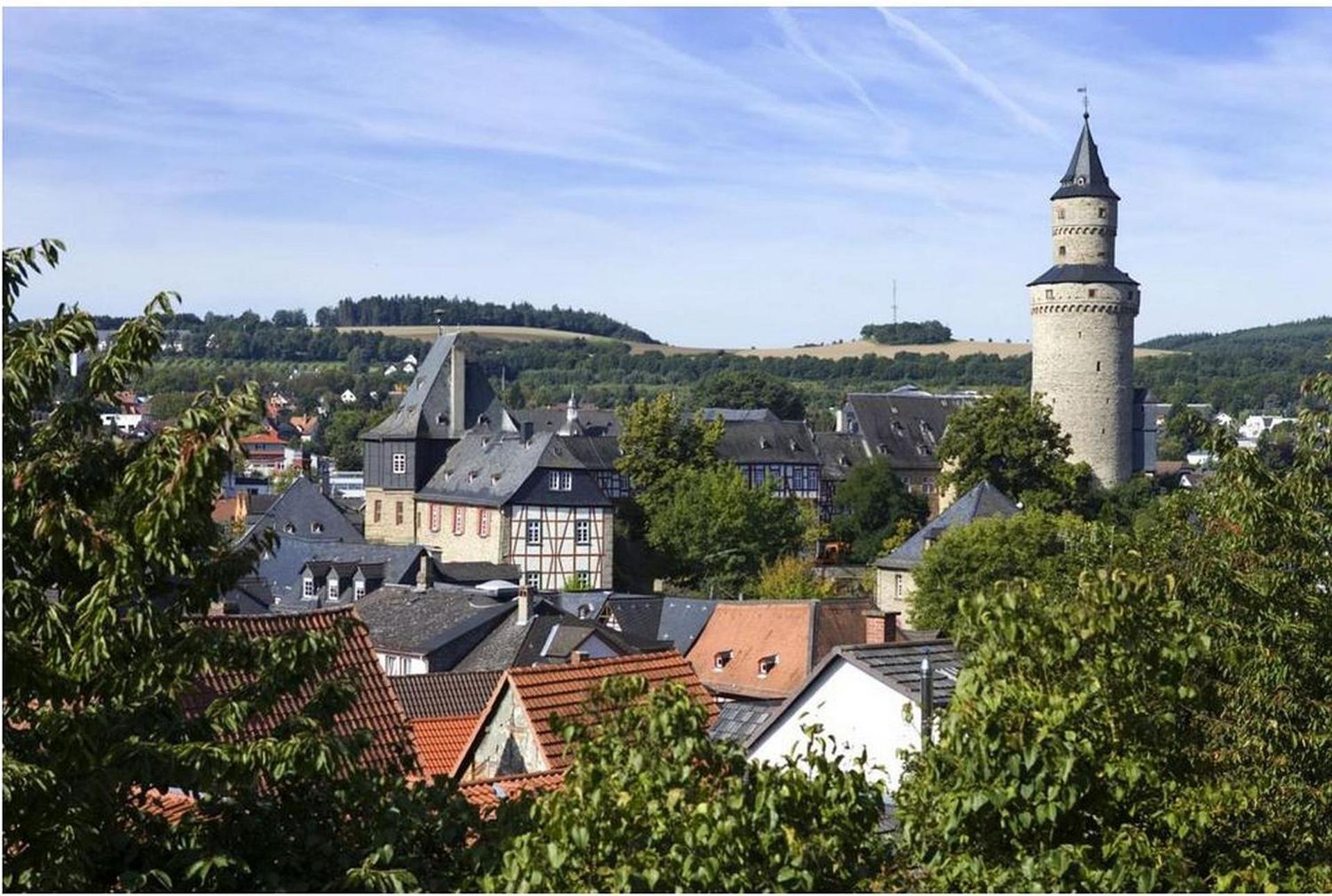 Nette Im Gruenen Idstein